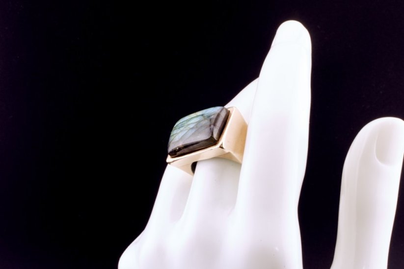 The Lord’s Signet – Majestic Medieval Ring