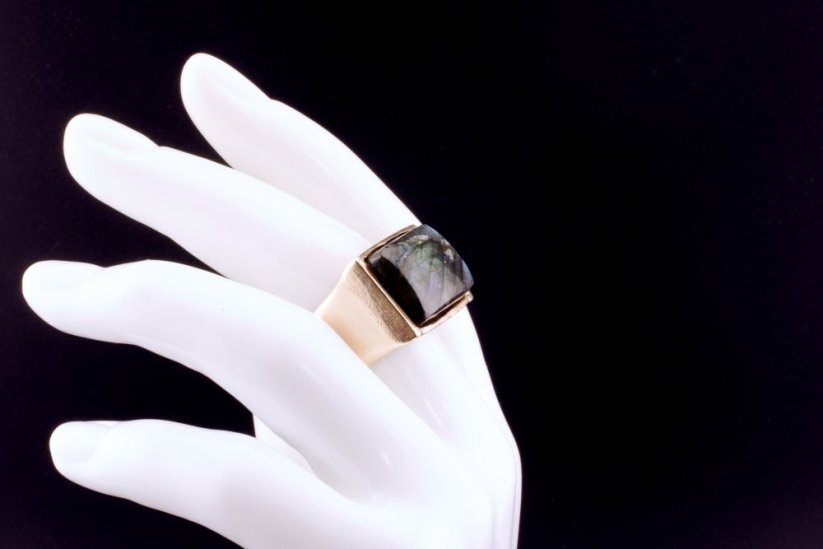The Lord’s Signet – Majestic Medieval Ring