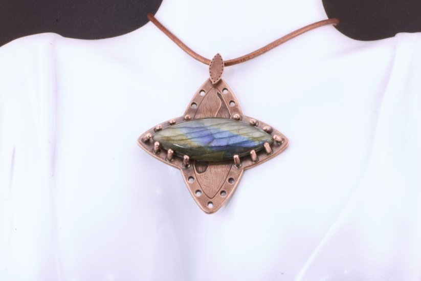 Aurora Cross